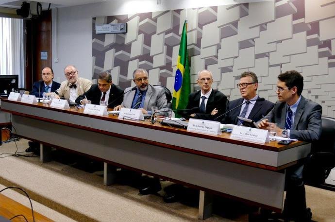 Comiss&atilde;o do Senado deve votar hoje relat&oacute;rio da reforma trabalhista