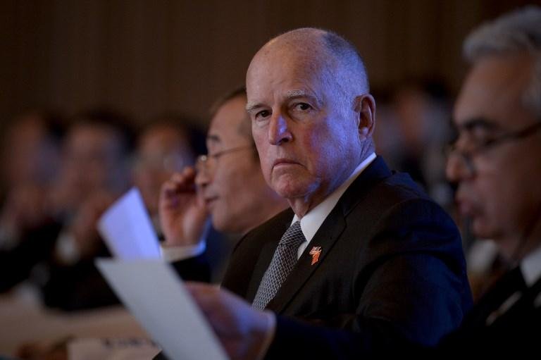 Jerry Brown busca preencher o vazio deixado pela lideran&ccedil;a americana na quest&atilde;o clim&aacute;tica