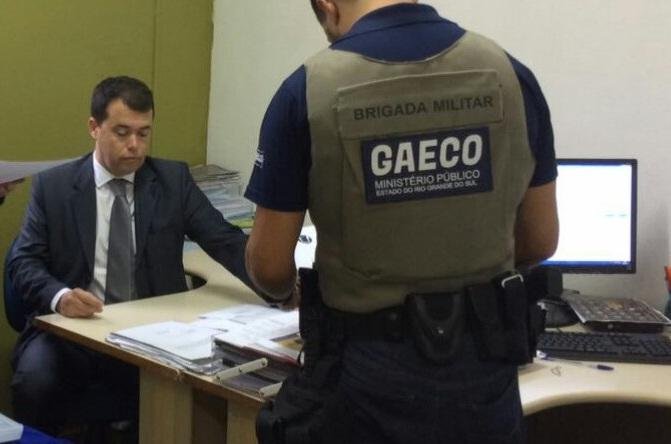 MP investiga fraudes em contratos p&uacute;blicos em Montenegro