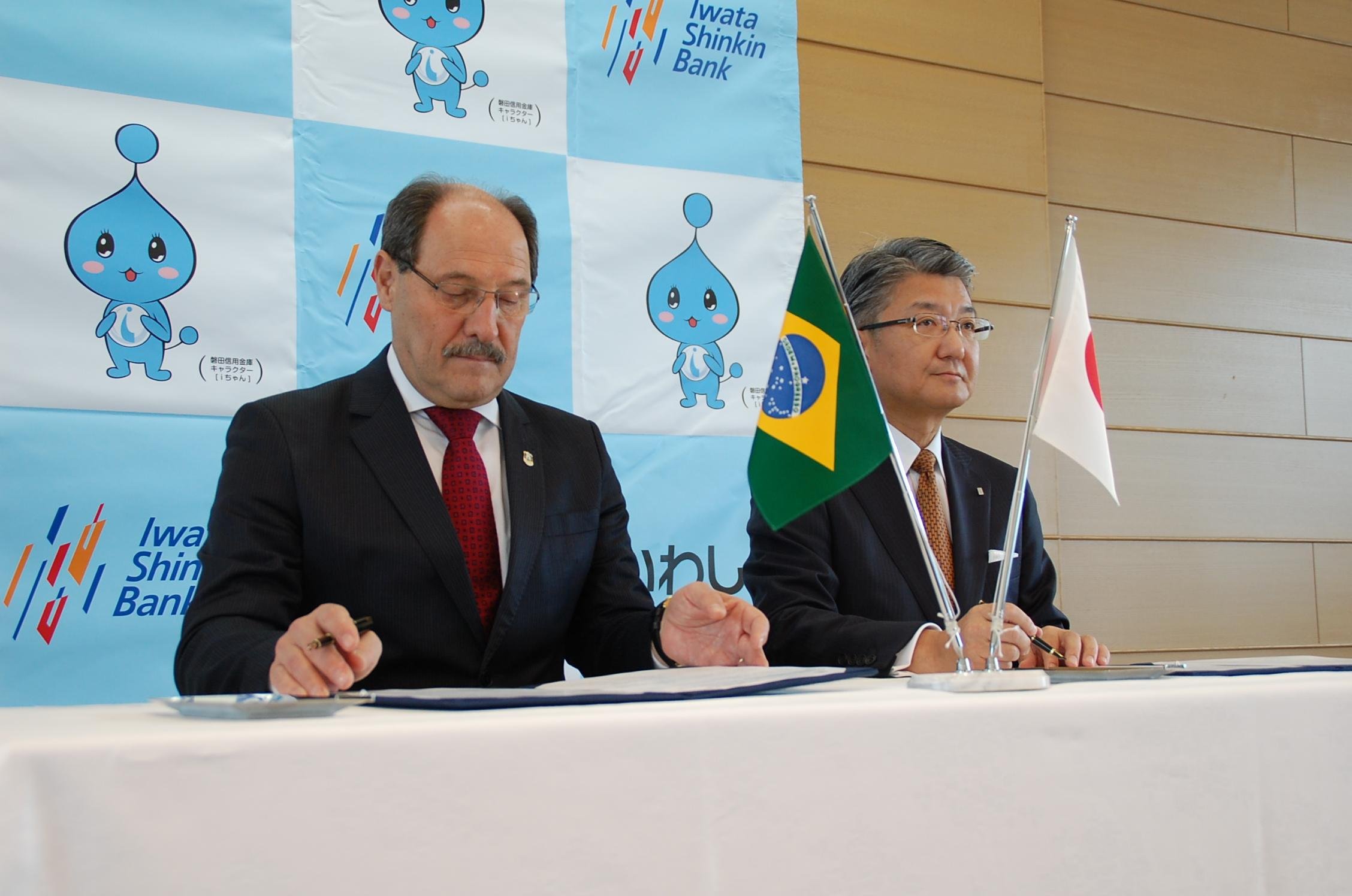 Governo assinou memorando com o banco Iwata Shinkin