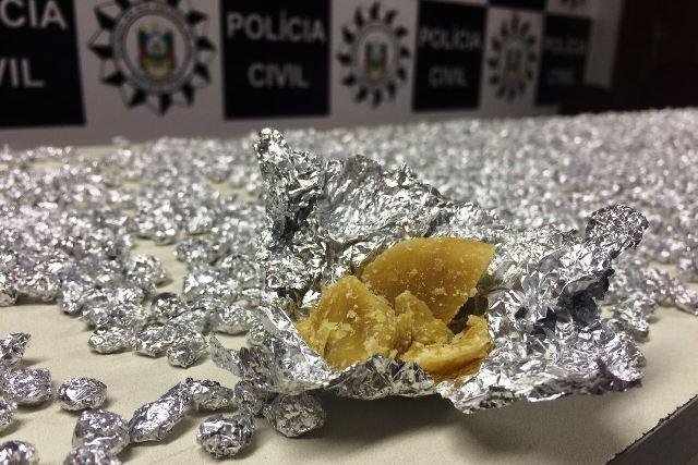 Pol&iacute;cia Civil descobriu laborat&oacute;rio e apreendeu 4,5 mil pedras de crack em Canoas 
