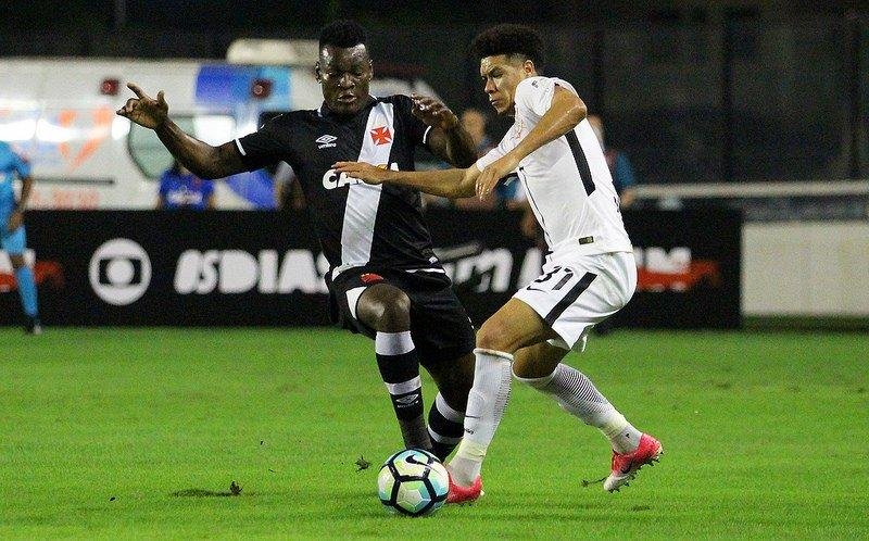 Clube paulista s&oacute; pode ser superado pela Chapecoense ap&oacute;s vit&oacute;ria por 5 a 2