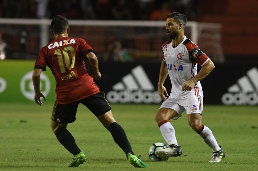 Agora com sete pontos, o Sport sobe para a nona coloca&ccedil;&atilde;o e ficam mais distante da zona de rebaixamento do Brasileir&atilde;o