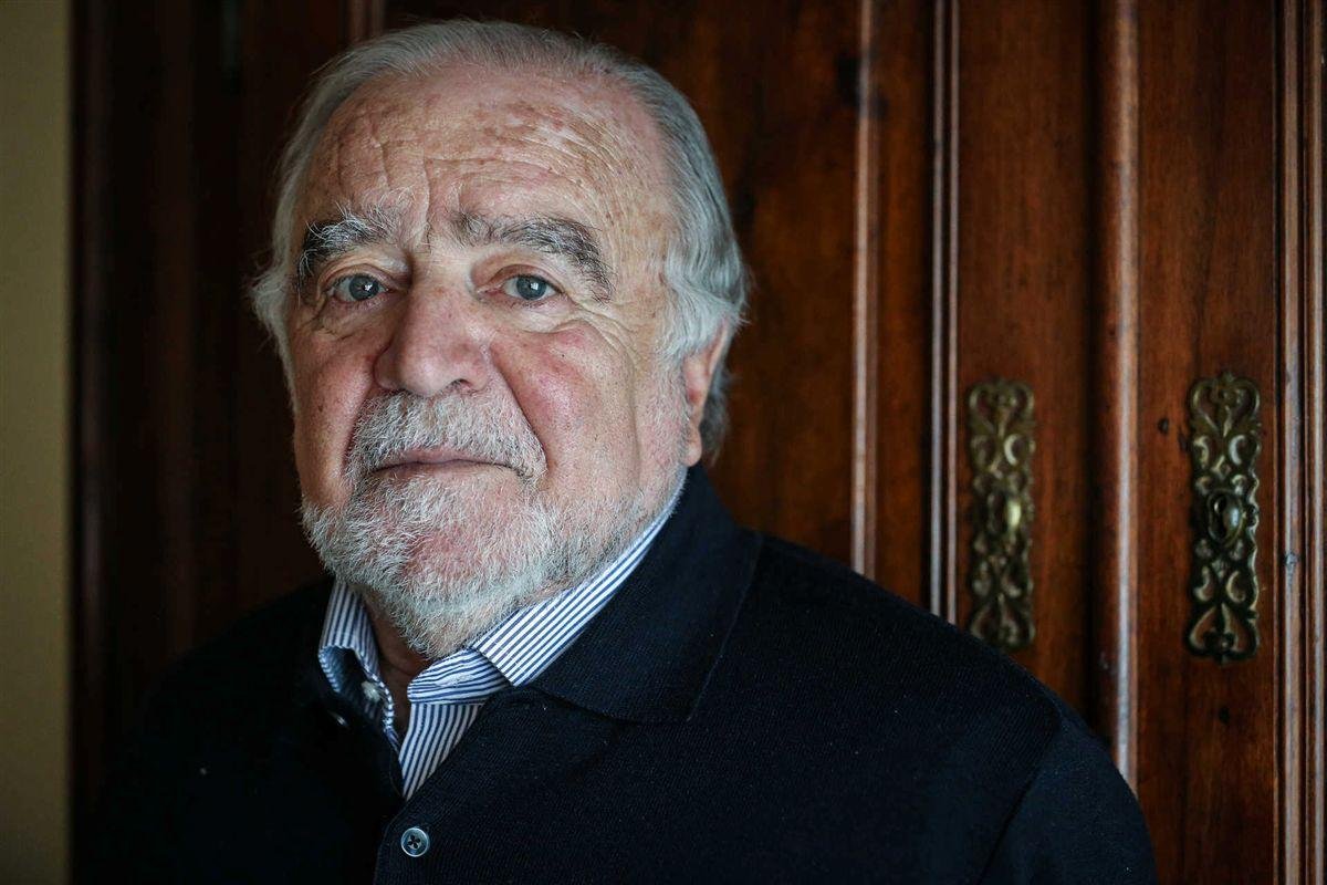 Alegre, que j&aacute; foi candidato &agrave; presid&ecirc;ncia de Portugal, &eacute; o 12&ordm; portugu&ecirc;s a ganhar o pr&ecirc;mio