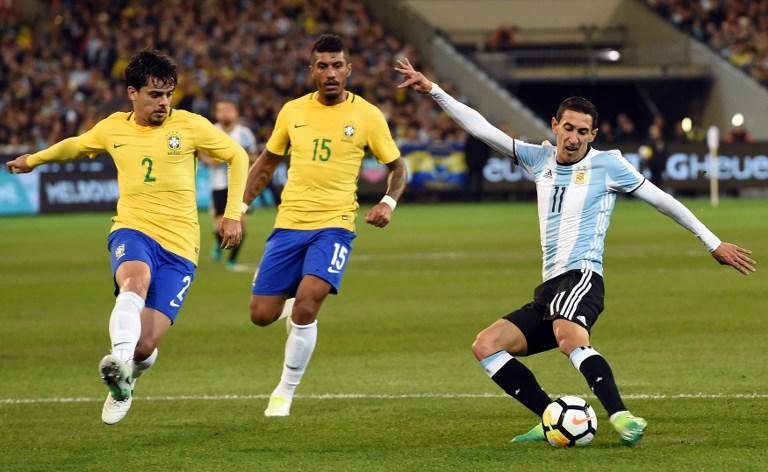 Brasil sofre primeira derrota no comando de Tite	