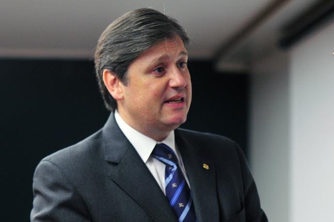 Rocha Loures foi preso ap&oacute;s ser flagrado correndo com uma mala de propinas da JBS