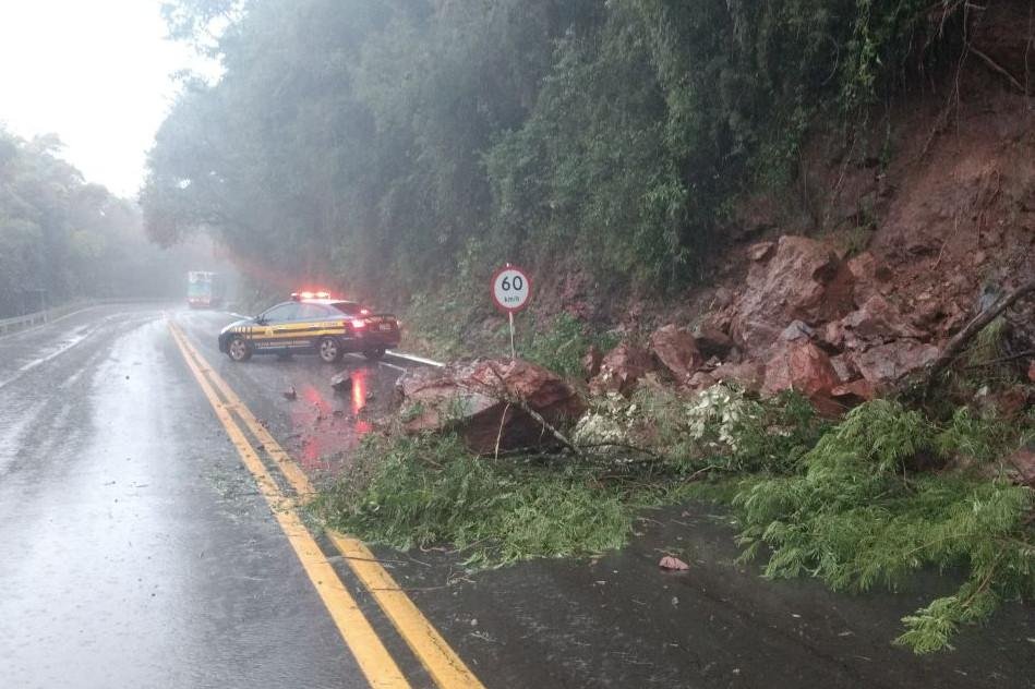 Foram liberadas, ERS 569, em Barra Funda; e BR 116, em Nova Petr&oacute;polis