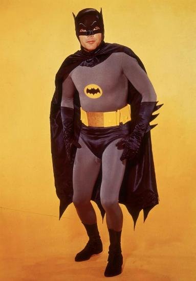Morre Adam West, ator famoso pelo papel de Batman  