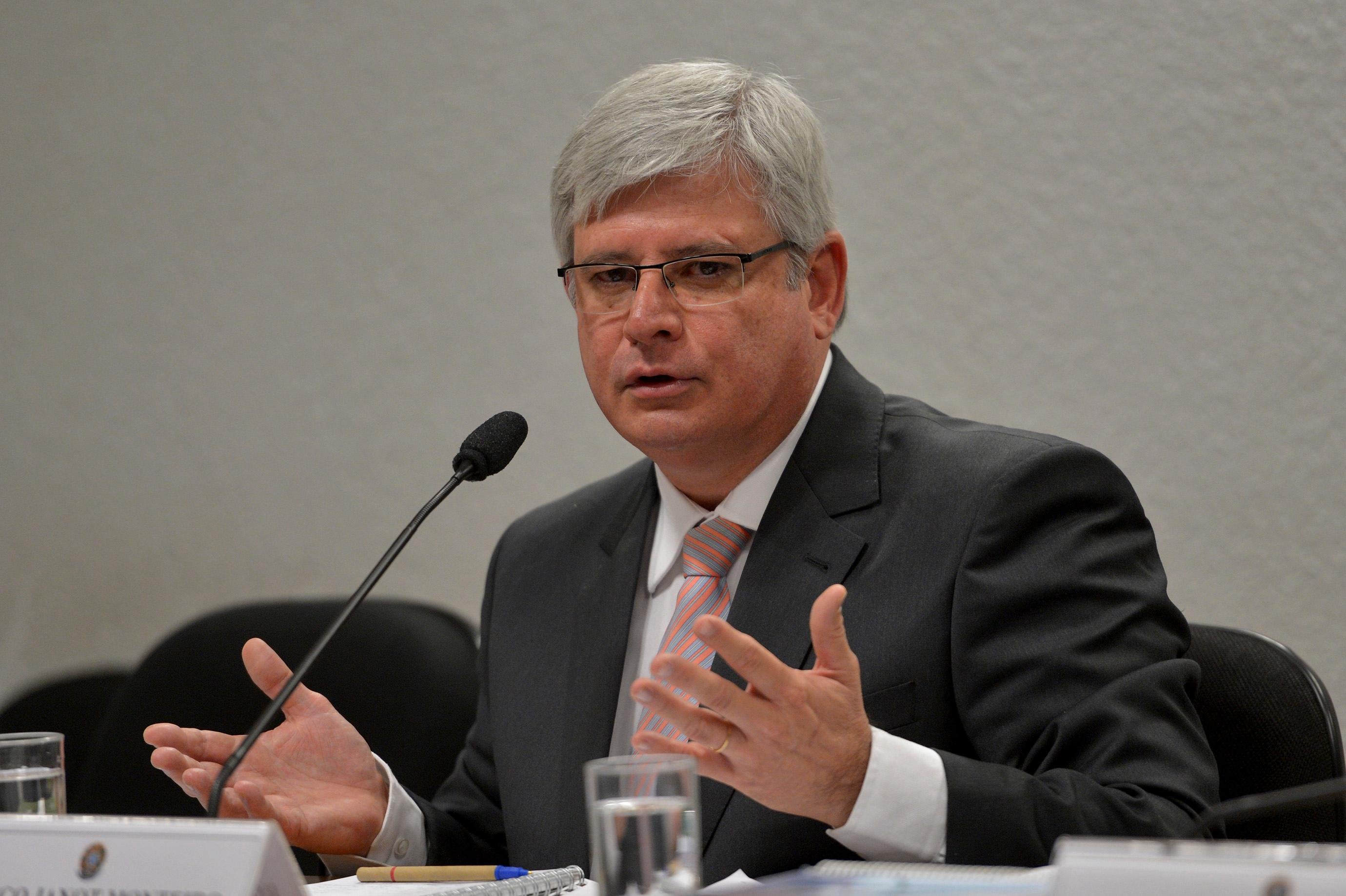 Janot critica "suposta utiliza&ccedil;&atilde;o do aparato estatal" contra Fachin