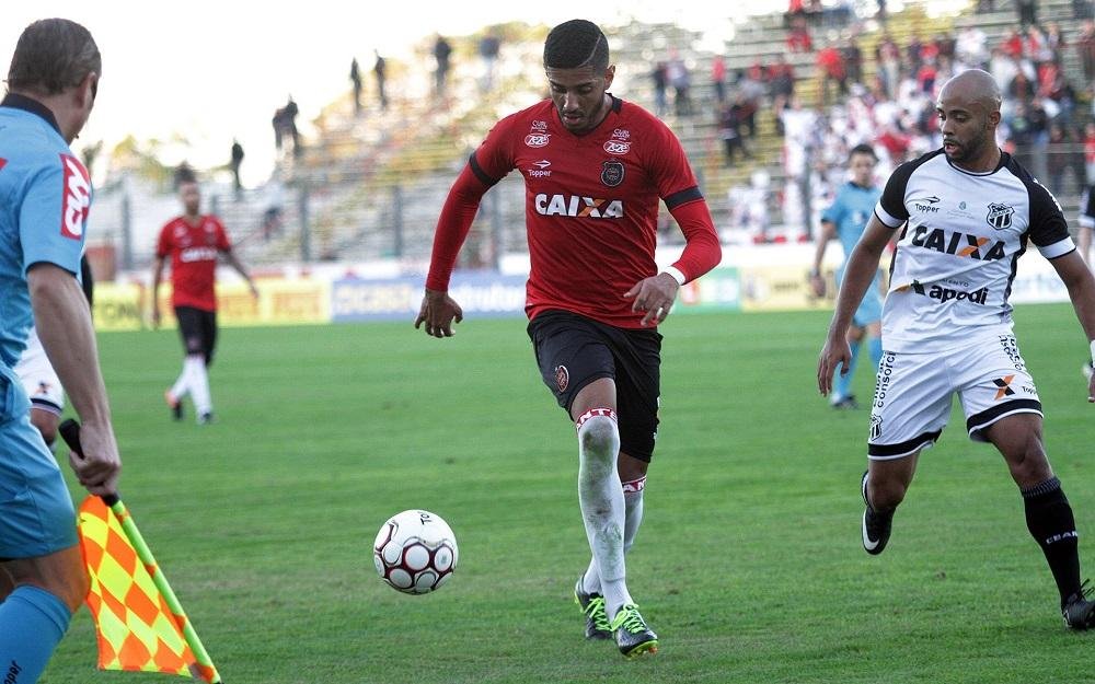 Brasil de Pelotas leva gol no fim e perde em casa para Cear&aacute; na S&eacute;rie B