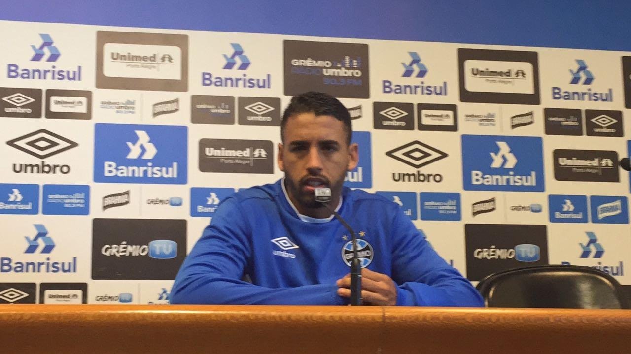 Volante do Gr&ecirc;mio, autor de dois gols contra a Chapecoense, alerta que Tricolor j&aacute; deve estar sendo estudado