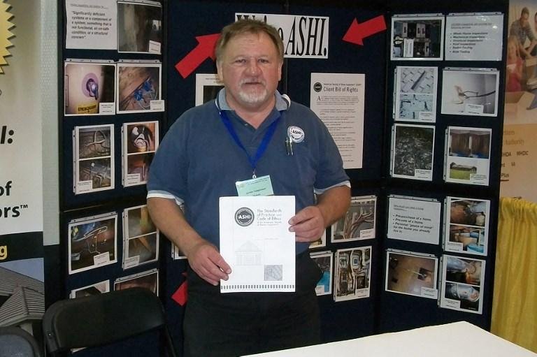 James Hodgkinson afirmou em sua p&aacute;gina no Facebook que tinha "chegado a hora de destruir Trump e companhia"