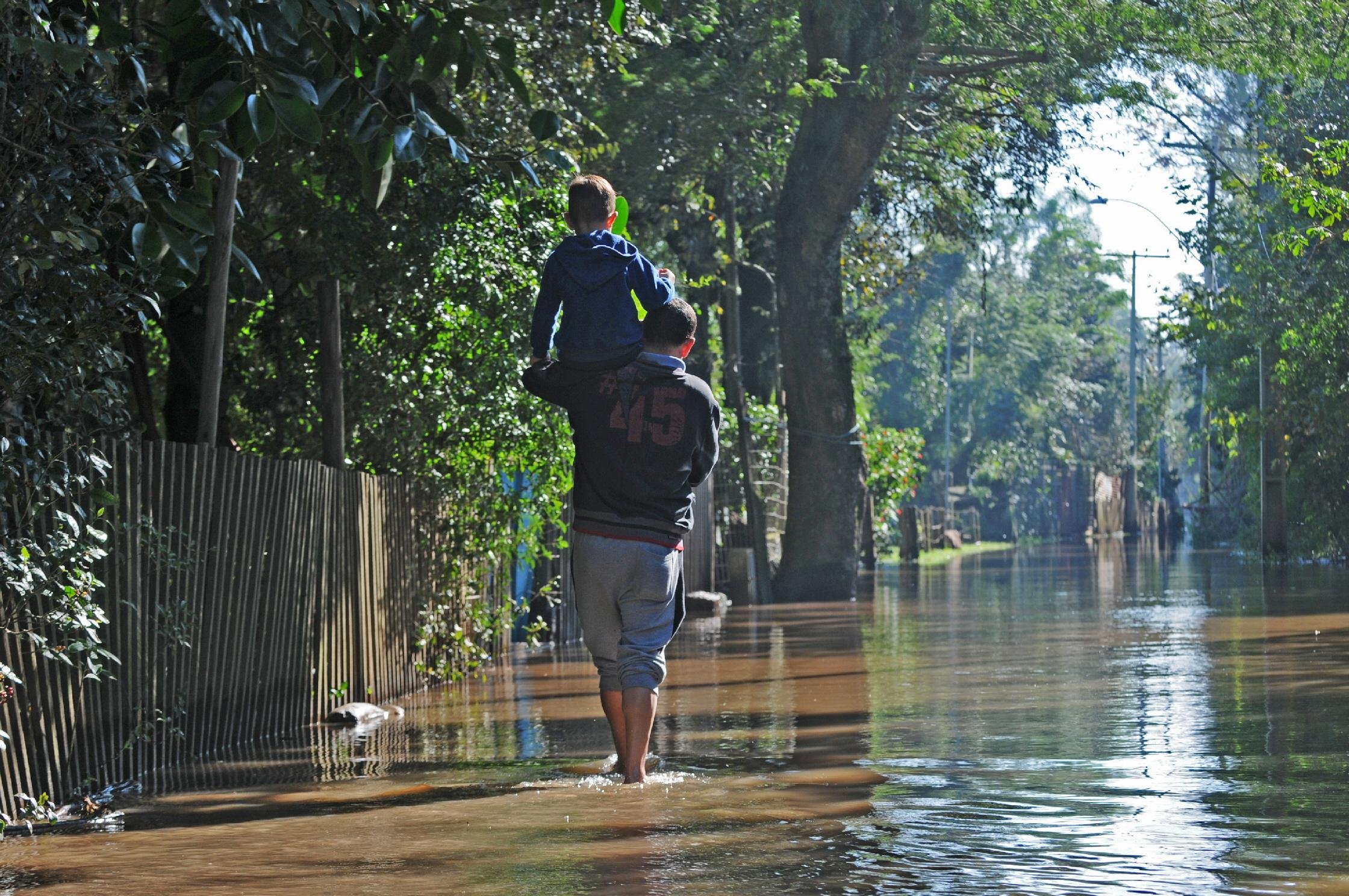 Mais de 12 mil pessoas continuam fora de casa devido aos danos das chuvas