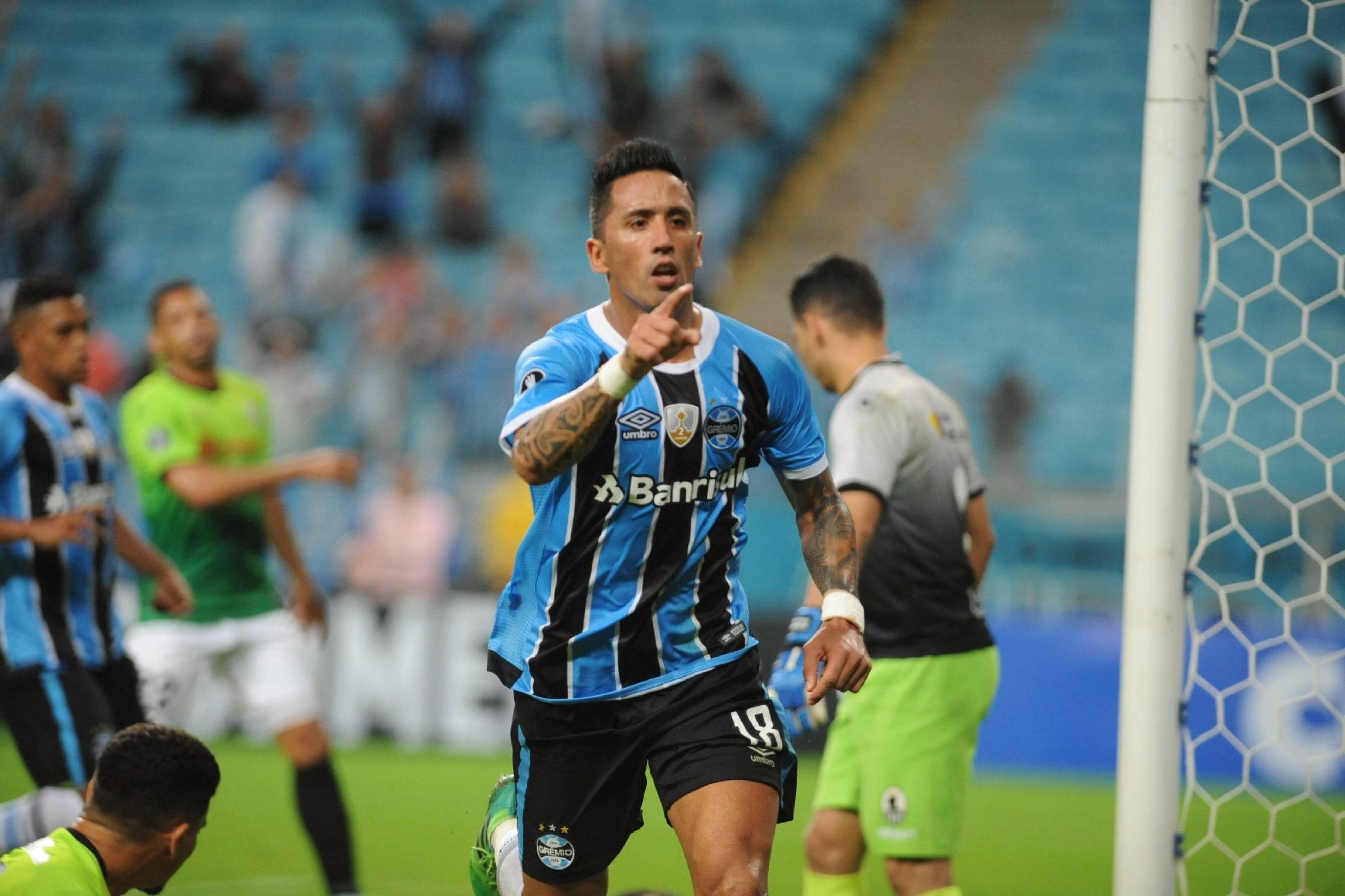 Tricolor decidir&aacute; avan&ccedil;o &agrave;s quartas em jogo de volta na Arena