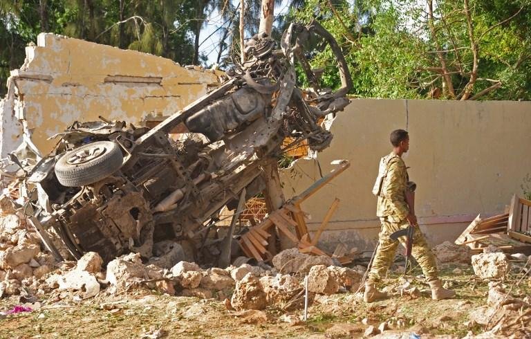 Ataque shebab a restaurantes deixa 18 mortos na Som&aacute;lia