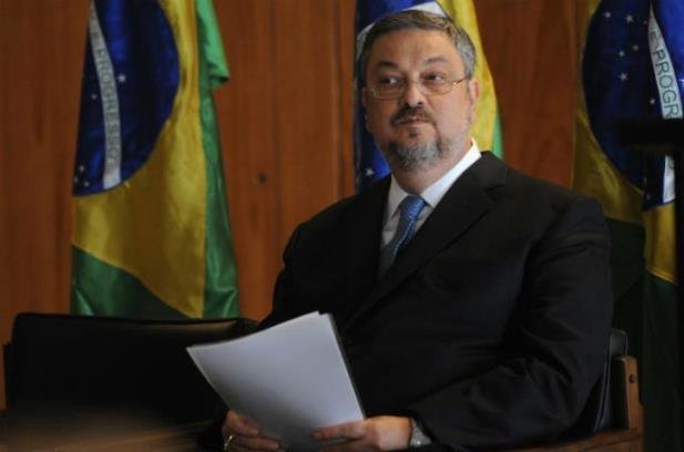 Palocci &eacute; acusado pelos crimes de corrup&ccedil;&atilde;o passiva e lavagem de dinheiro