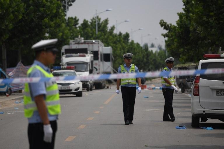 Explos&atilde;o em escola na China foi provocada por bomba e autor morreu no ataque 