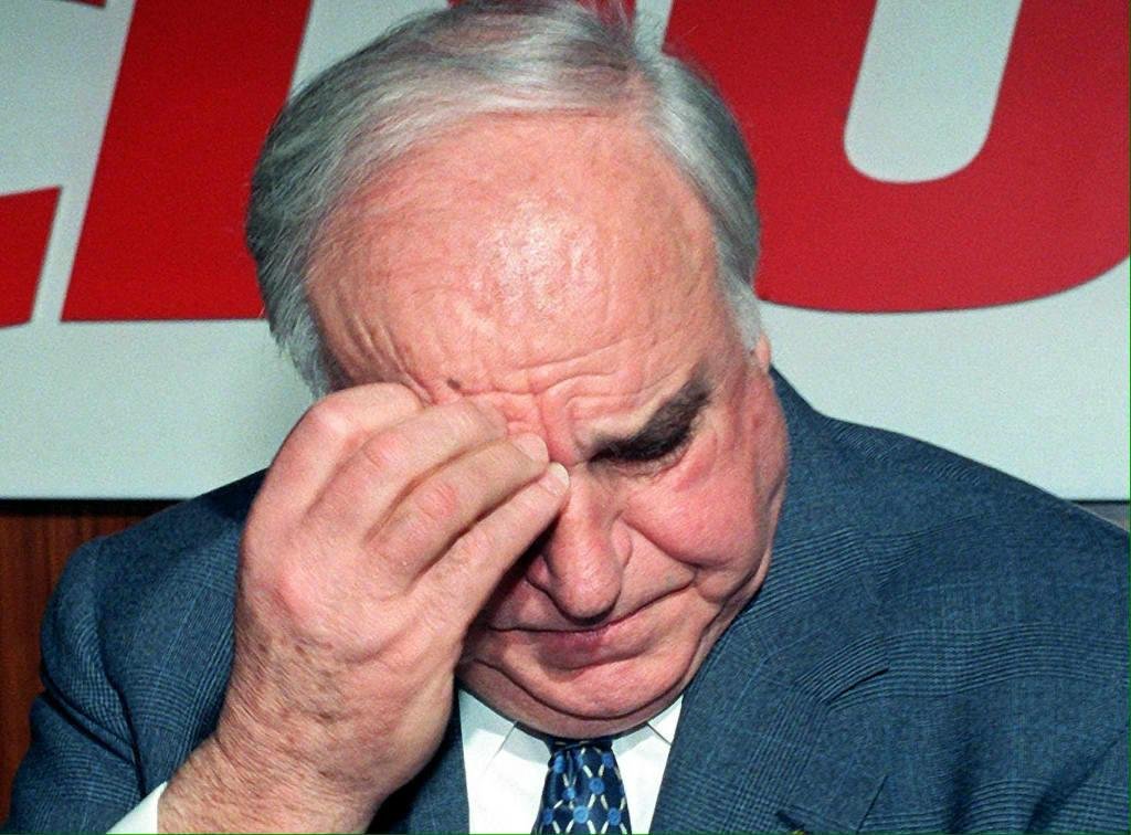 Morre o ex-chanceler alem&atilde;o Helmut Kohl 