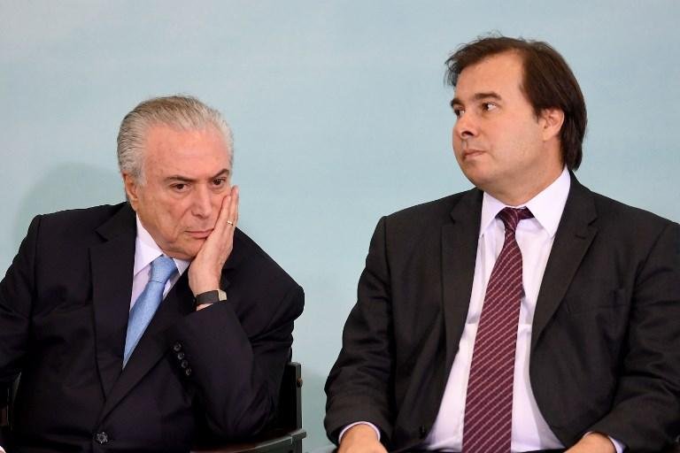OAB entregou &agrave; C&acirc;mara pedido de impeachment do presidente Michel Temer