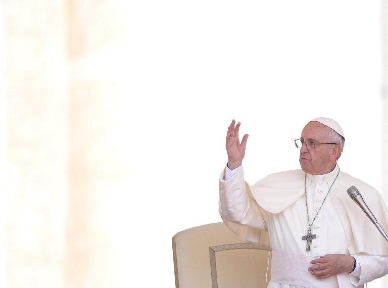 Vaticano estuda excomungar mafiosos e corruptos