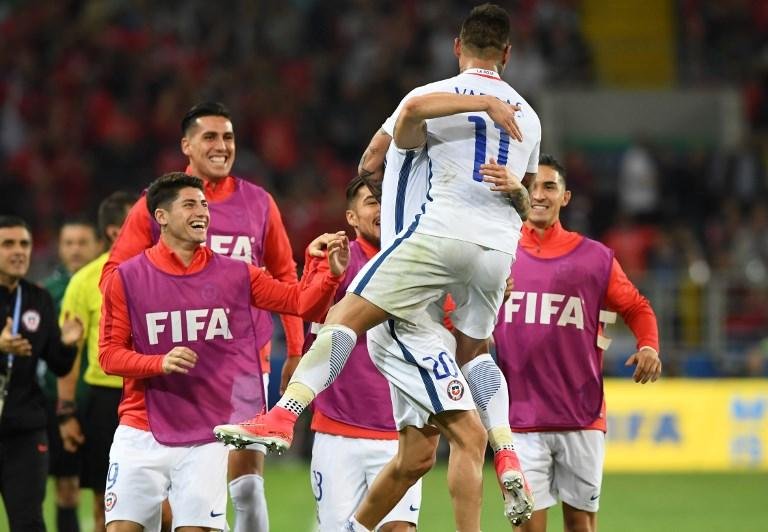 Chile venceu Camar&otilde;es por 2 a 0 neste domingo