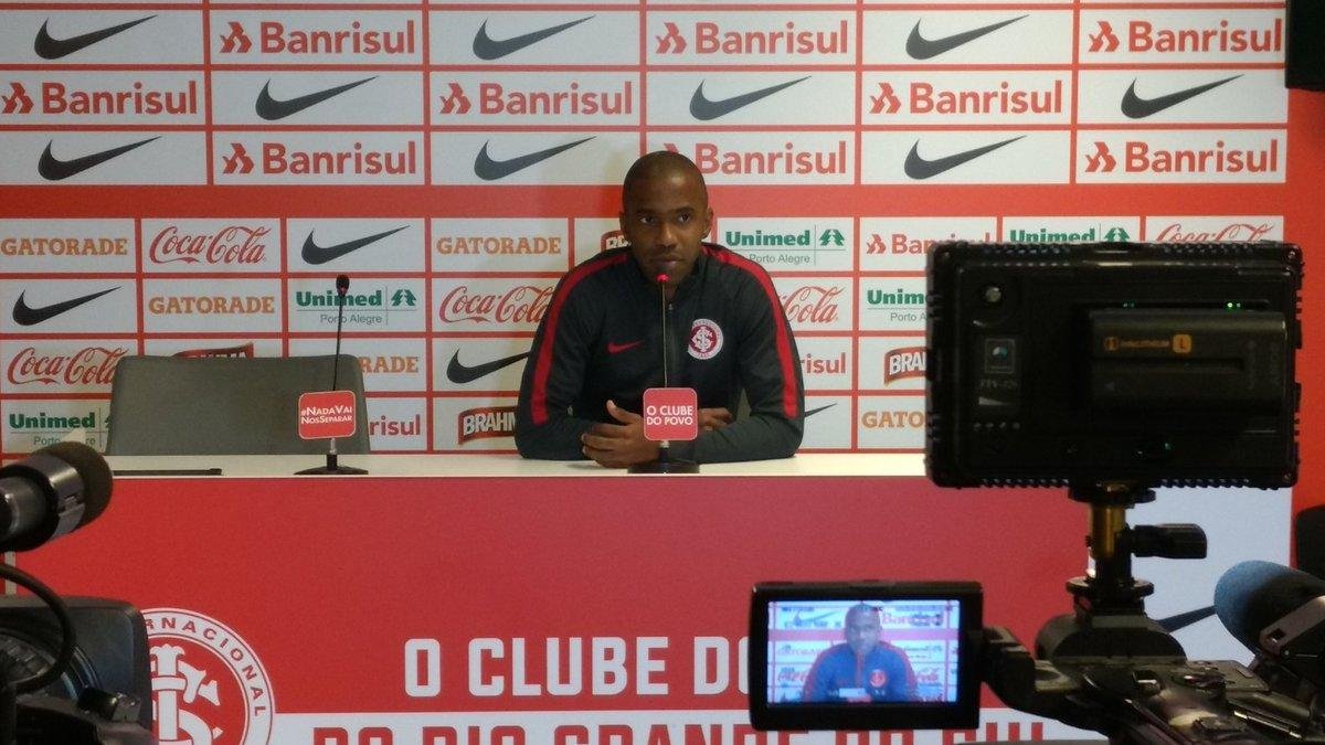 Fabinho pediu tempo para avaliar trabalho de Guto