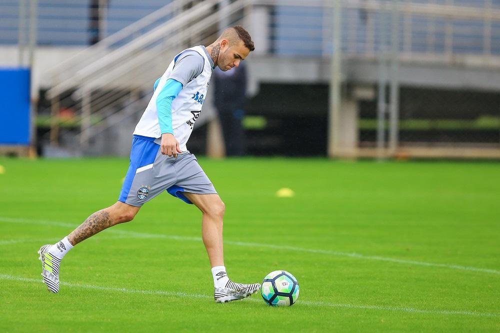 Gr&ecirc;mio ter&aacute; for&ccedil;a m&aacute;xima para alcan&ccedil;ar lideran&ccedil;a