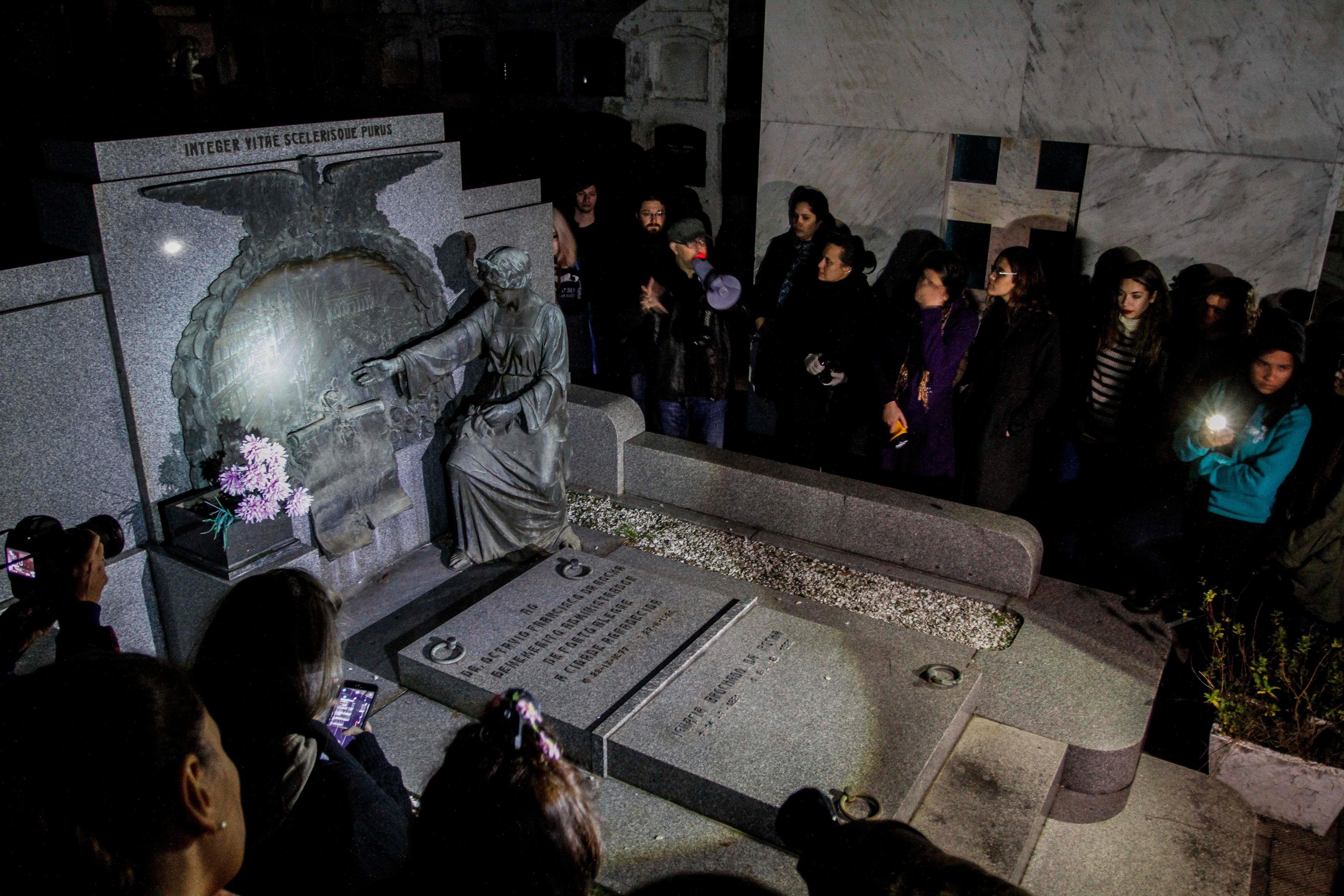 O Cemit&eacute;rio da Santa Casa possui um importante conjunto de arte