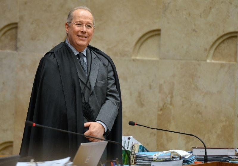 "N&atilde;o podemos desconfiar do Minist&eacute;rio P&uacute;blico", diz Celso de Mello