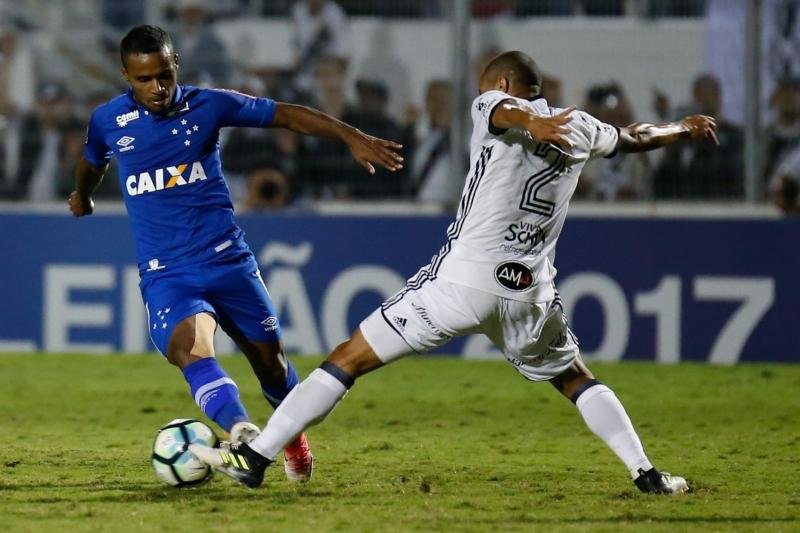 Time paulista se recupera ap&oacute;s duas rodadas sem vencer no Campeonato Brasileiro e, ap&oacute;s a nona rodada, volta a brigar pela classifica&ccedil;&atilde;o