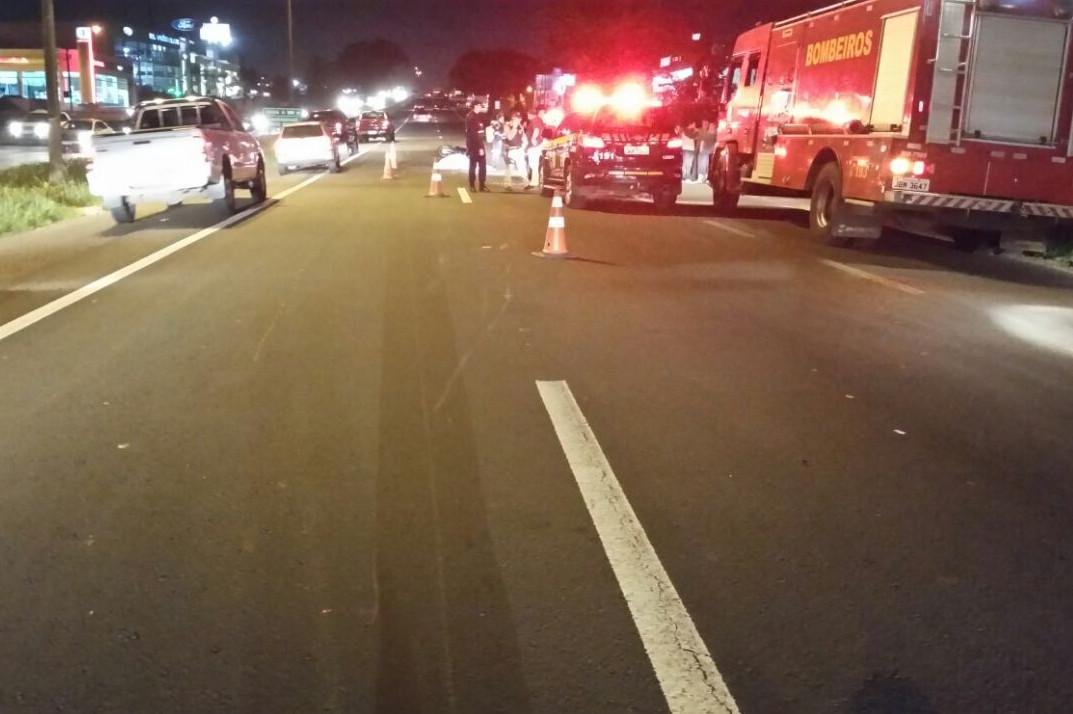 V&iacute;tima bateu na lateral de ve&iacute;culo e caiu sob reboque na BR 386