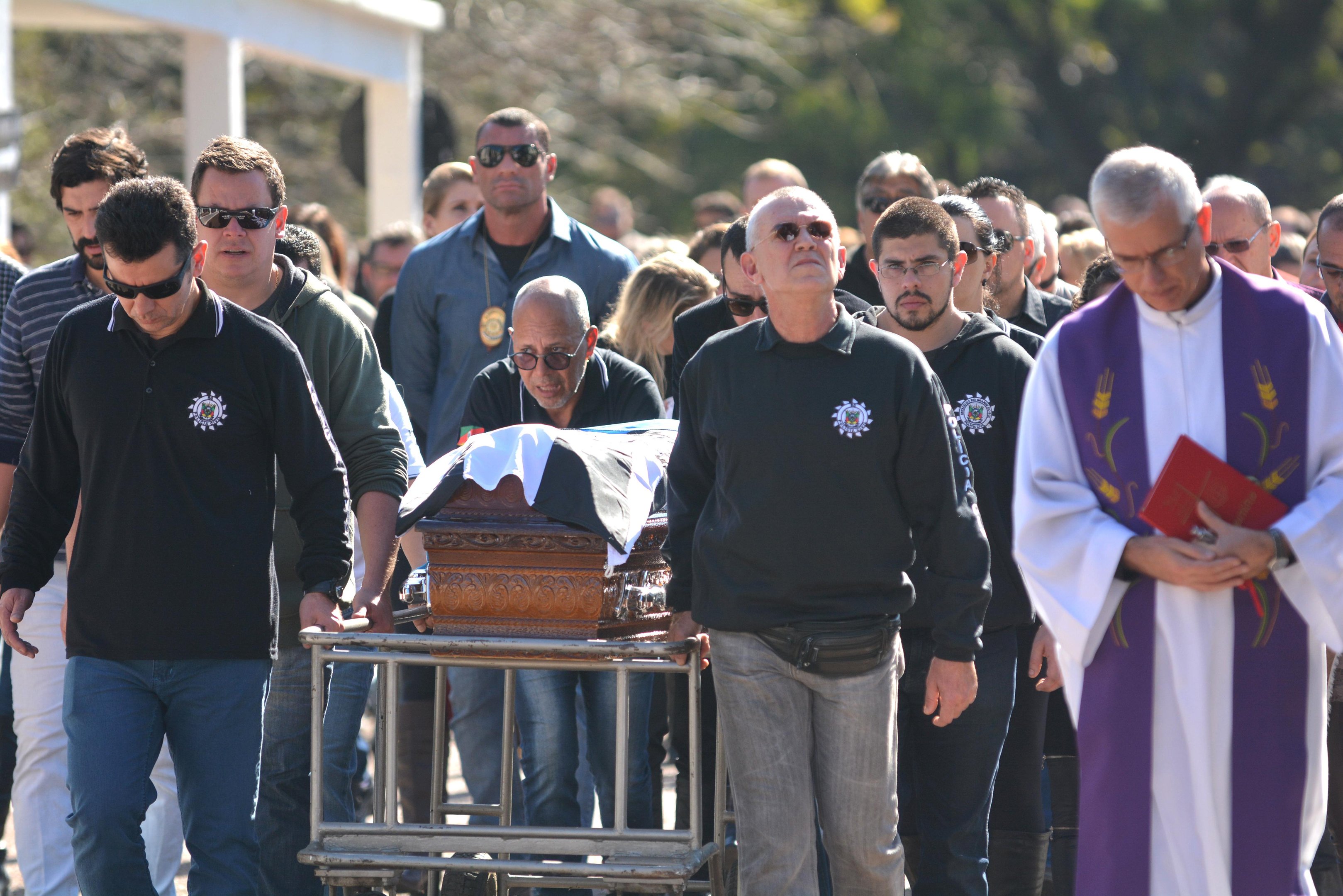 Sepultado policial civil morto durante opera&ccedil;&atilde;o em Gravata&iacute;