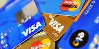 Lei busca aumentar concorrência com sistemas de pagamento por débito e crédito