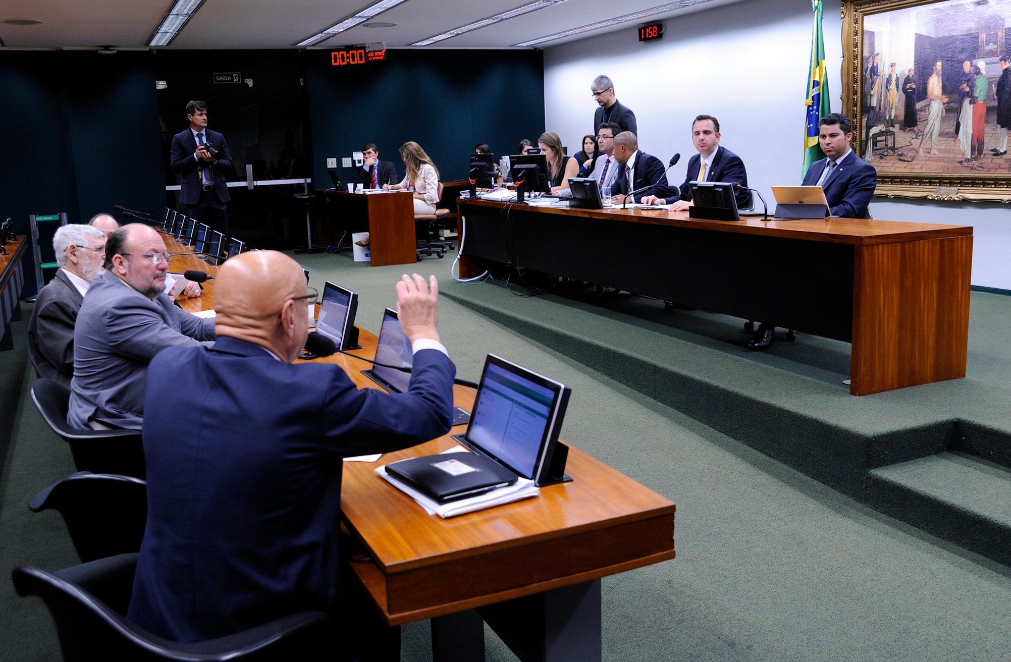 Parlamentares consideram precipitado fazer uma previs&atilde;o do resultado da an&aacute;lise do pedido no colegiado