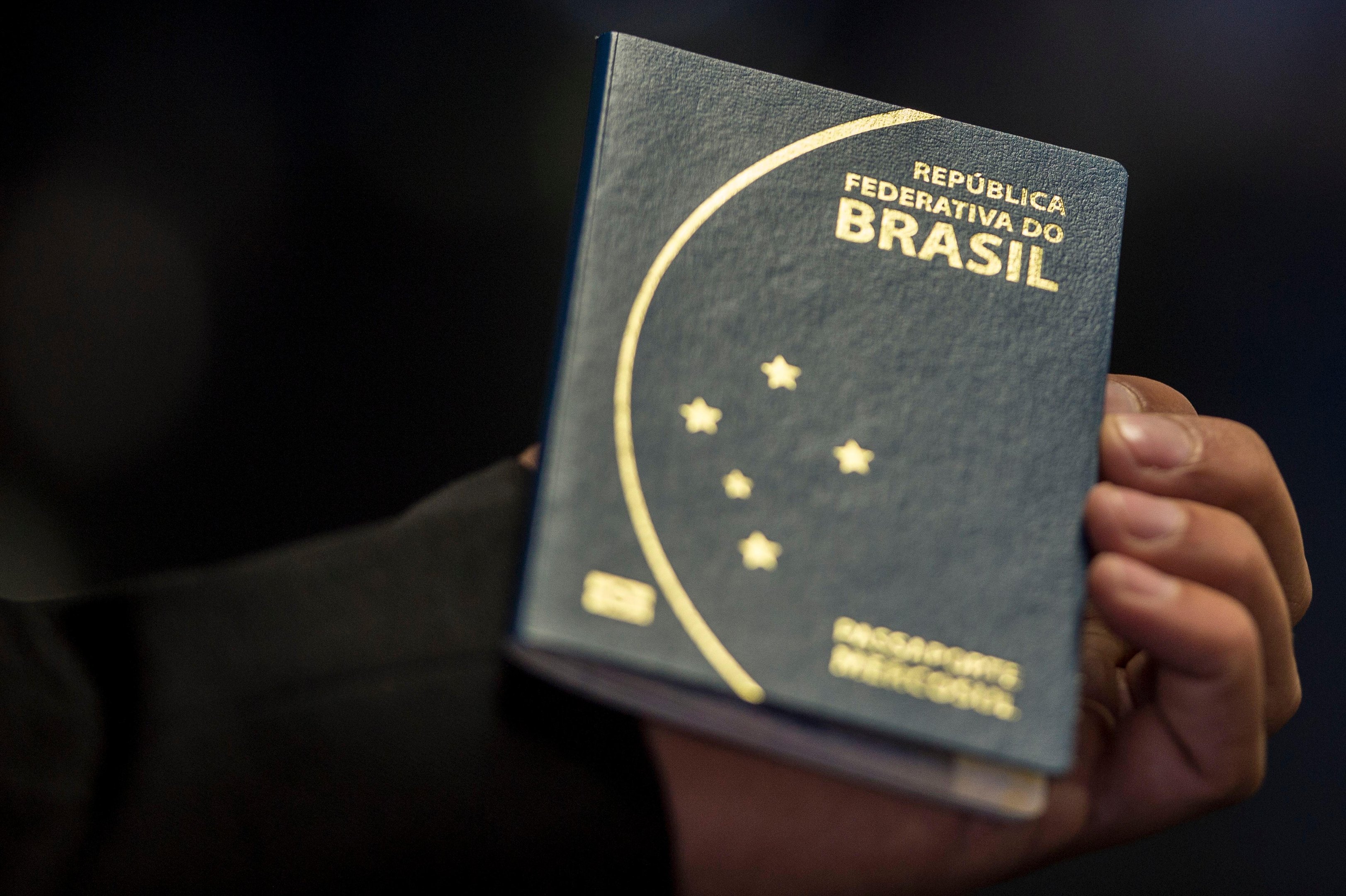 Emiss&atilde;o de novos passaportes est&aacute; suspensa