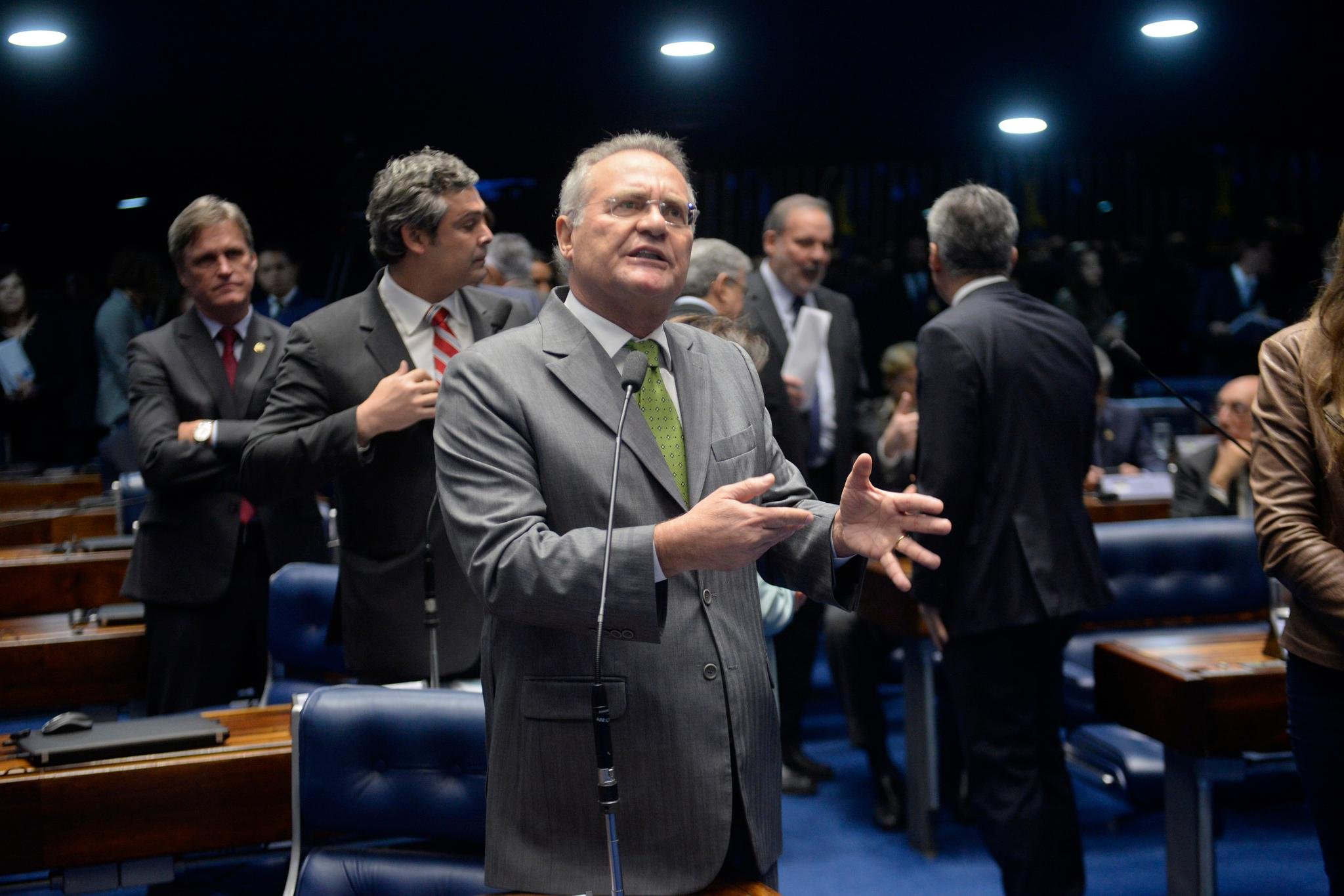 Renan disparou cr&iacute;ticas contra o governo Temer