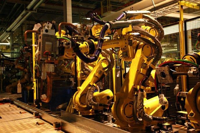 Ind&uacute;stria perdeu 642 mil postos de trabalho entre 2014 e 2015