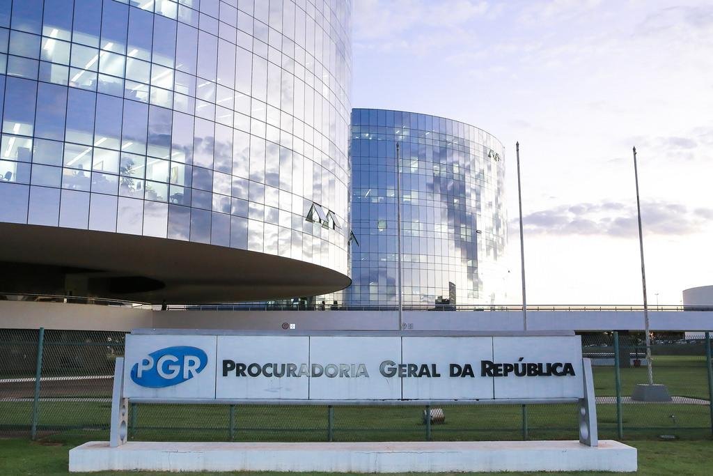 Indica&ccedil;&atilde;o de Raquel Dodge para comando da PGR &eacute; formalizada no Di&aacute;rio Oficial 