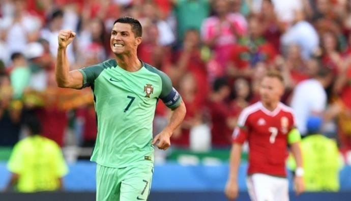 Cristiano Ronaldo &eacute; liberado da sele&ccedil;&atilde;o pra conhecer filhos rec&eacute;m-nascidos