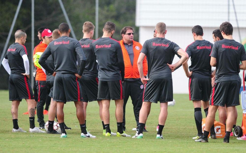 Guto Ferreira manteve mist&eacute;rio sobre o time que ir&aacute; enfrentar o Boa Esporte no Beira-Rio