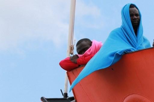No entanto, 2.247 refugiados perderam a vida ou desapareceram durante a travessia no Mediterr&acirc;neo