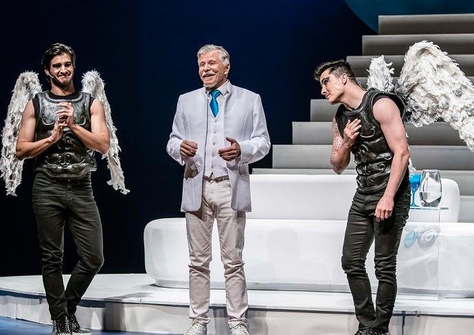 Vers&atilde;o brasileira da montagem &eacute; dirigida e estrelada por Miguel Falabella