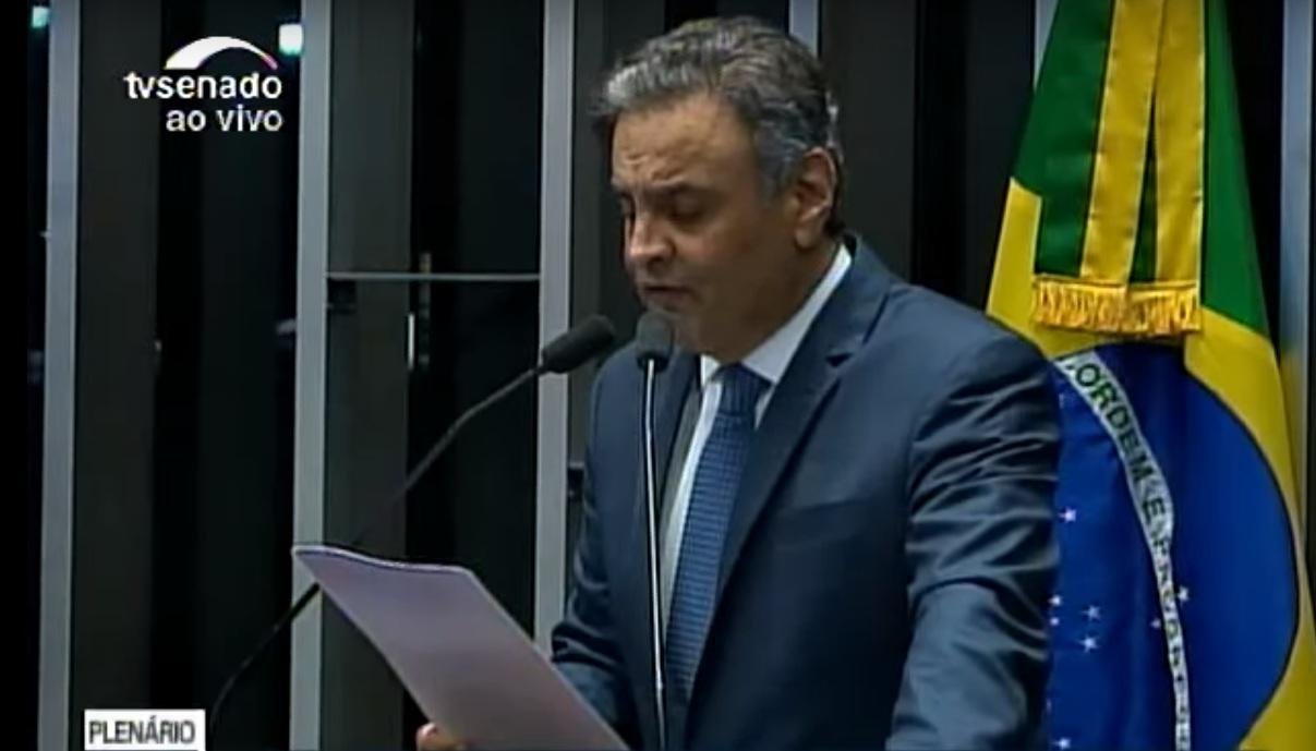 A&eacute;cio Neves faz sua defesa no plen&aacute;rio do Senado