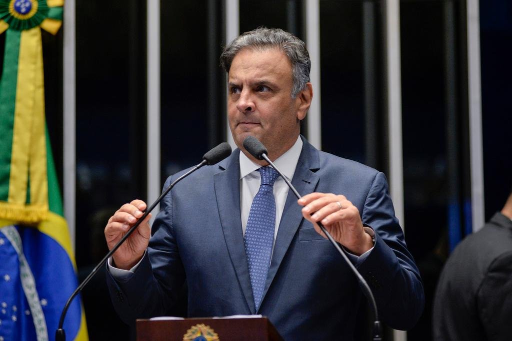 A&eacute;cio voltou ao Senado nesta ter&ccedil;a