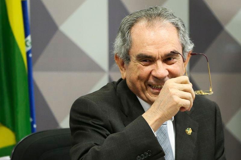Em sua primeira declara&ccedil;&atilde;o como l&iacute;der, senador afirmou que reforma trabalhista &eacute; uma "quest&atilde;o resolvida"