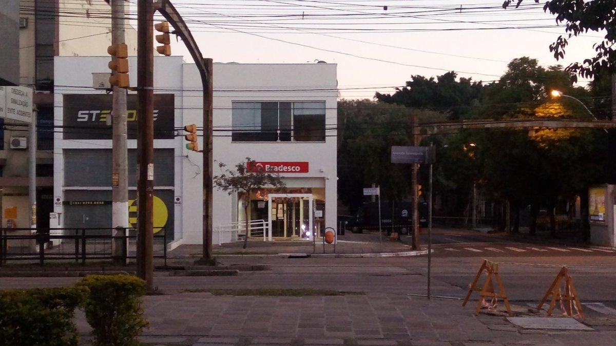 Suposto artefato foi deixado na boca de caixa eletr&ocirc;nico