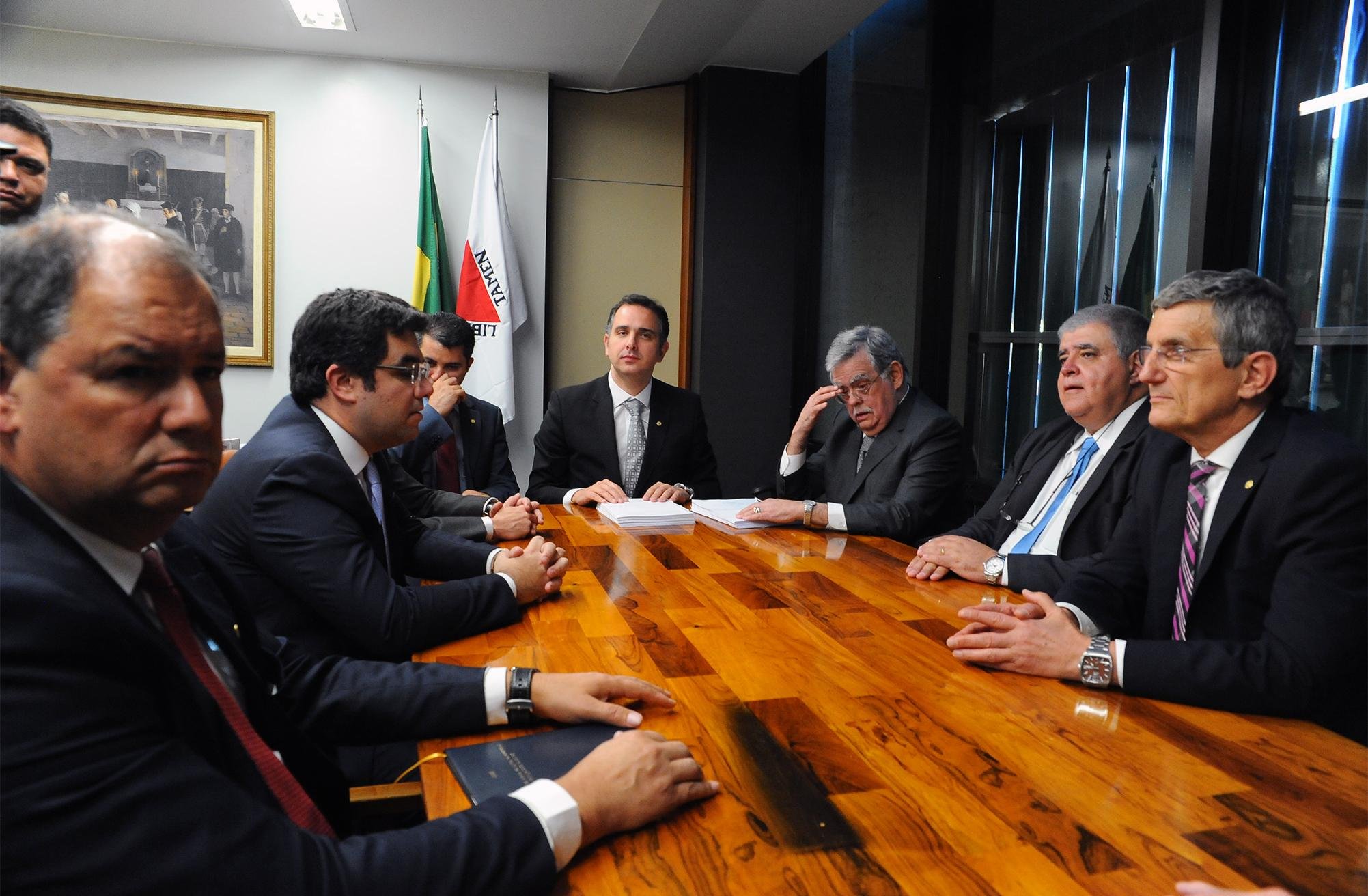 Defesa de Temer pede &agrave; C&acirc;mara que n&atilde;o autorize Supremo a processar presidente
