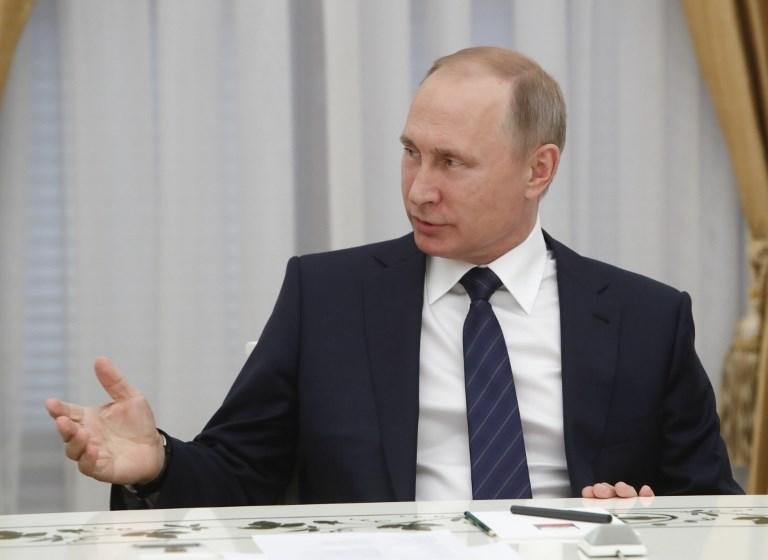 Putin critica protecionismo e san&ccedil;&otilde;es contra a R&uacute;ssia na v&eacute;spera do G20