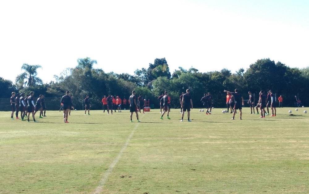 D&acute;Alessandro &eacute; poupado de treino, mas n&atilde;o preocupa para s&aacute;bado