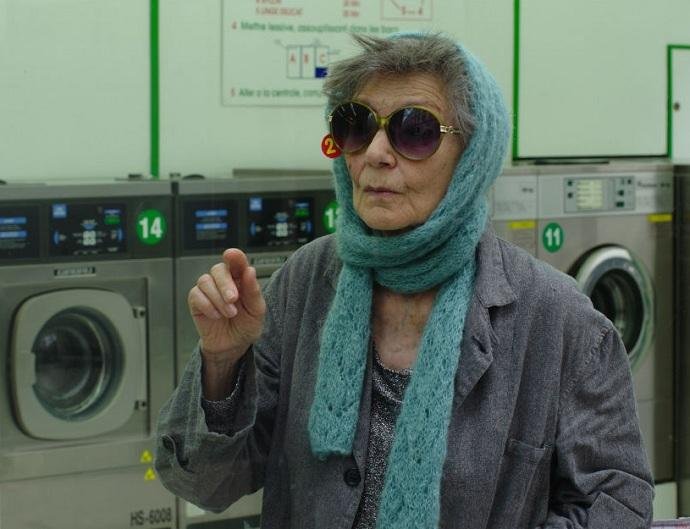 Emmanuelle Riva em cena de "Perdidos em Paris"